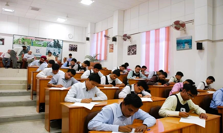 candidates writing ppdt response